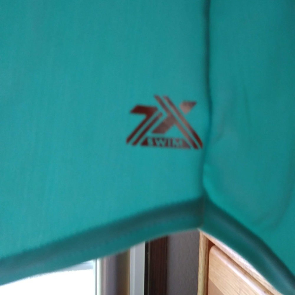Razor Back Sports Bra Tank Shirt - Picture 4 of 7